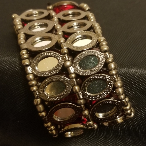 Bracelet - Picture 7 of 8